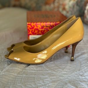 Tory Burch Size 10.5 Iced Coffee 75mm Open Toe Pump - Patent Calf